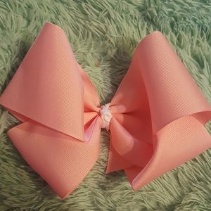 Boutique style bow